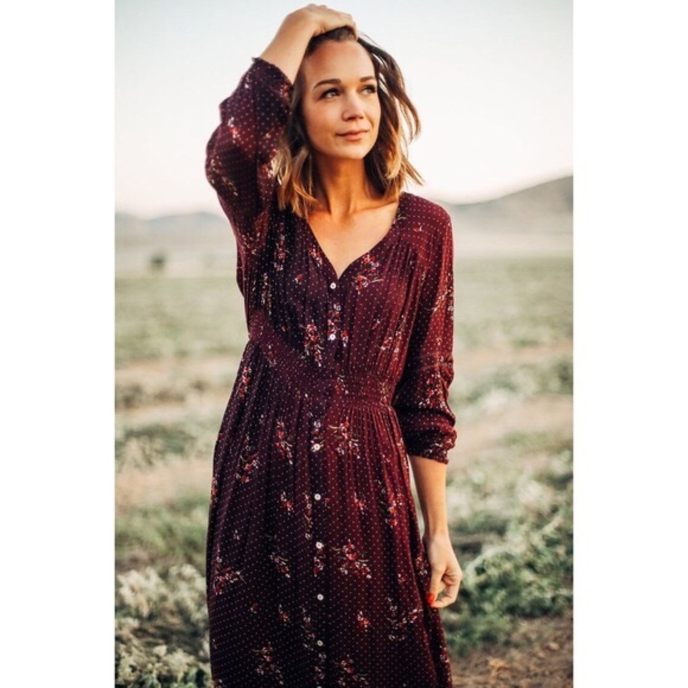 Knot Sisters Gilman Long Sleeve V-Neck Sundress